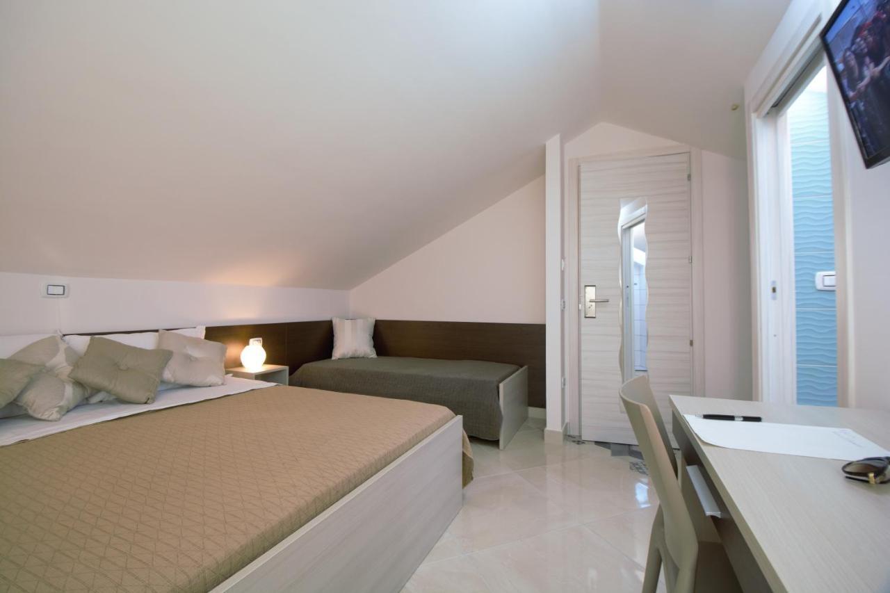 Askia Rooms & Breakfast Ашеа Экстерьер фото