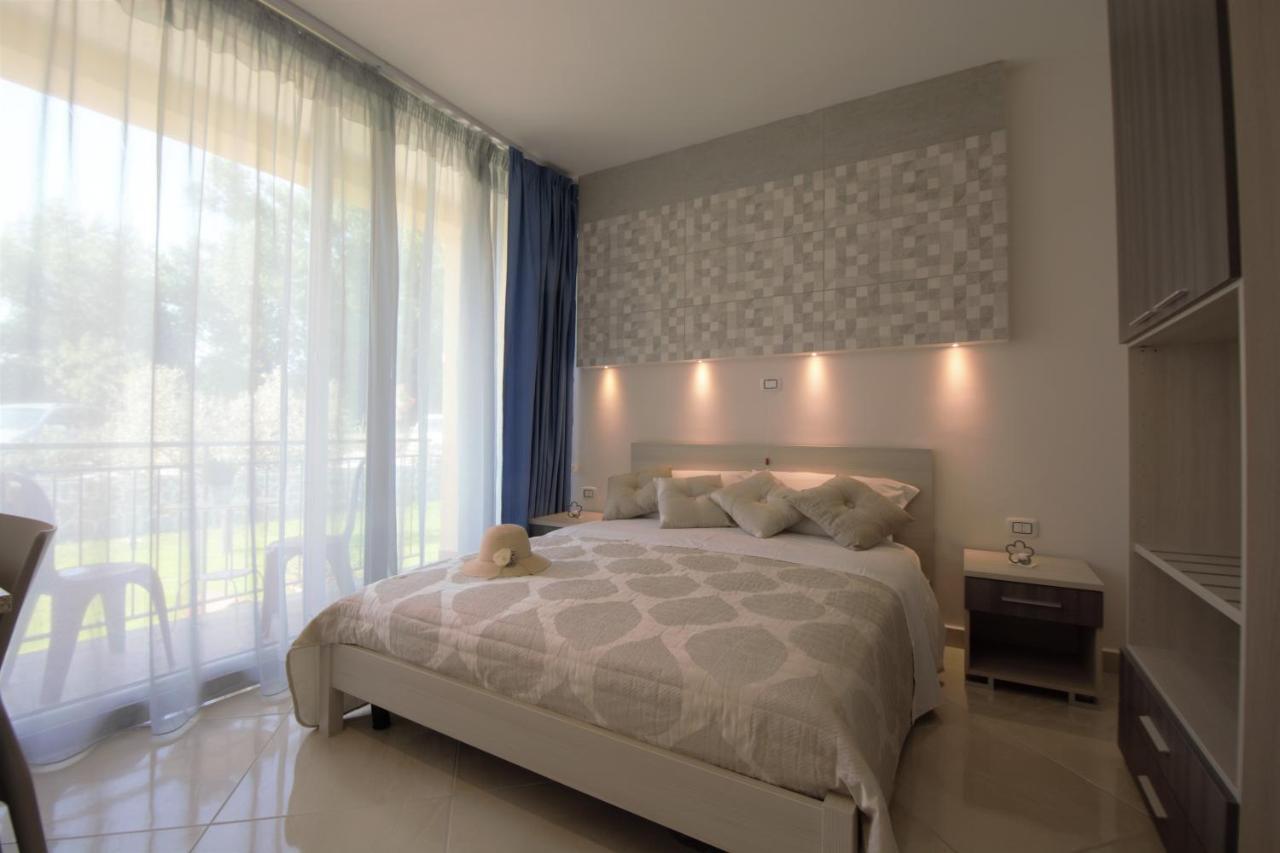 Askia Rooms & Breakfast Ашеа Экстерьер фото