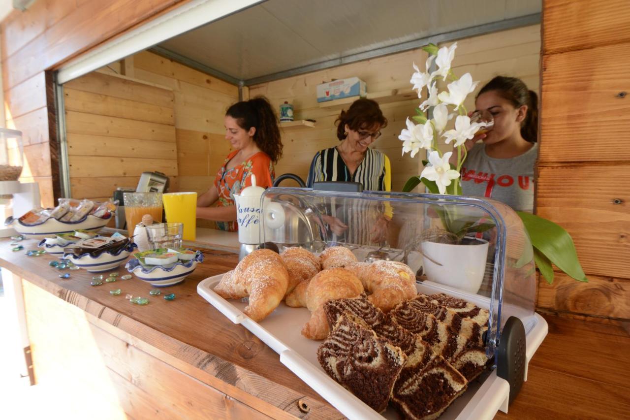 Askia Rooms & Breakfast Ашеа Экстерьер фото
