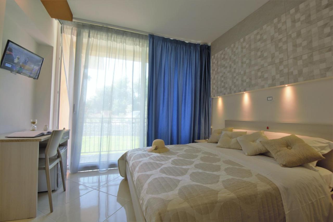 Askia Rooms & Breakfast Ашеа Экстерьер фото